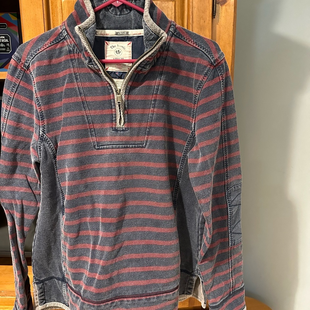 Fatface 3/4 neck zip pullover with front pockets